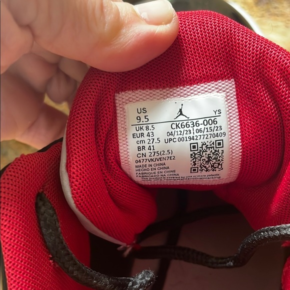 Nike Men's Jordan Max Aura Shoes Sneakers Size 9.5 - Picture 4 of 5